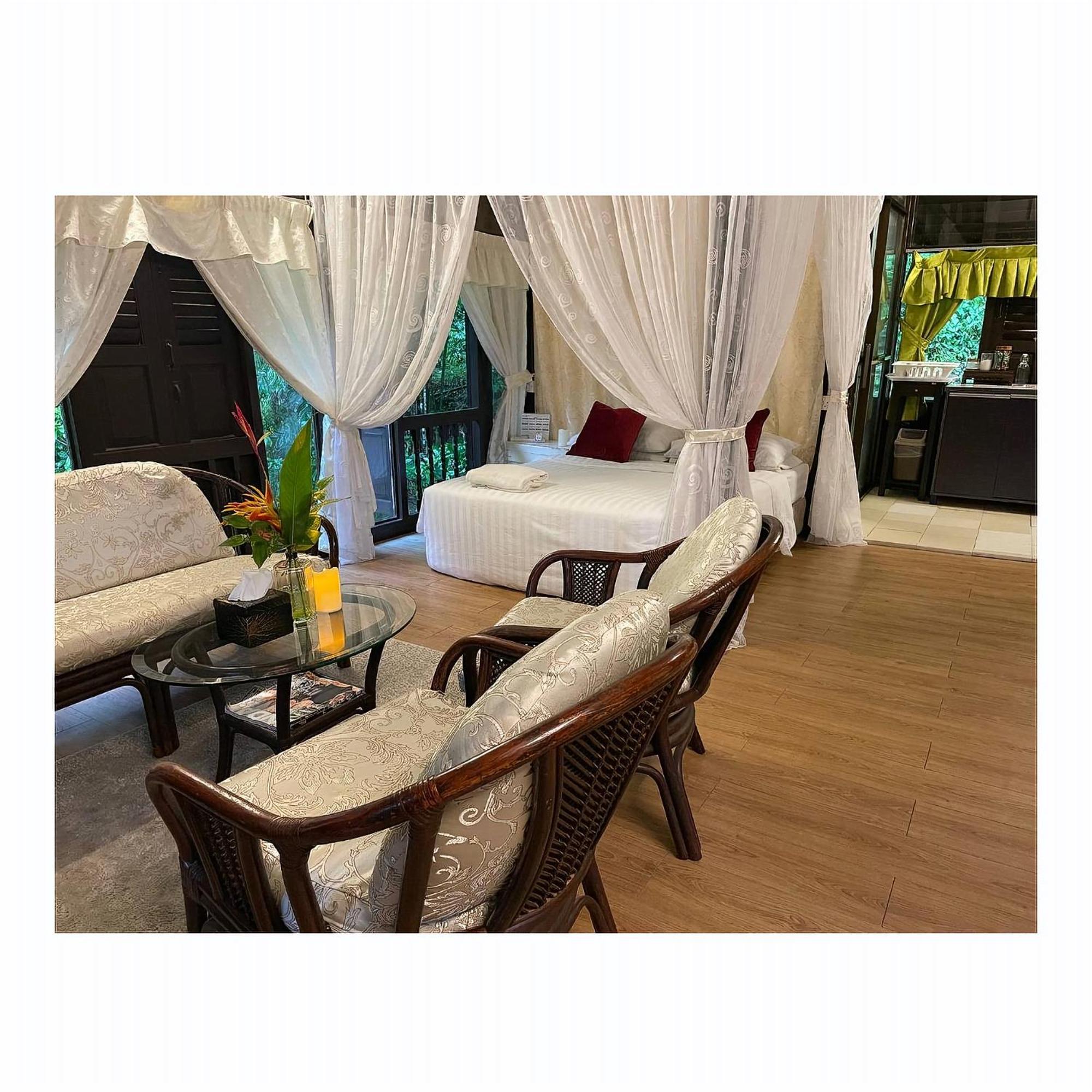 Villa Sri Kampung Куа Екстериор снимка